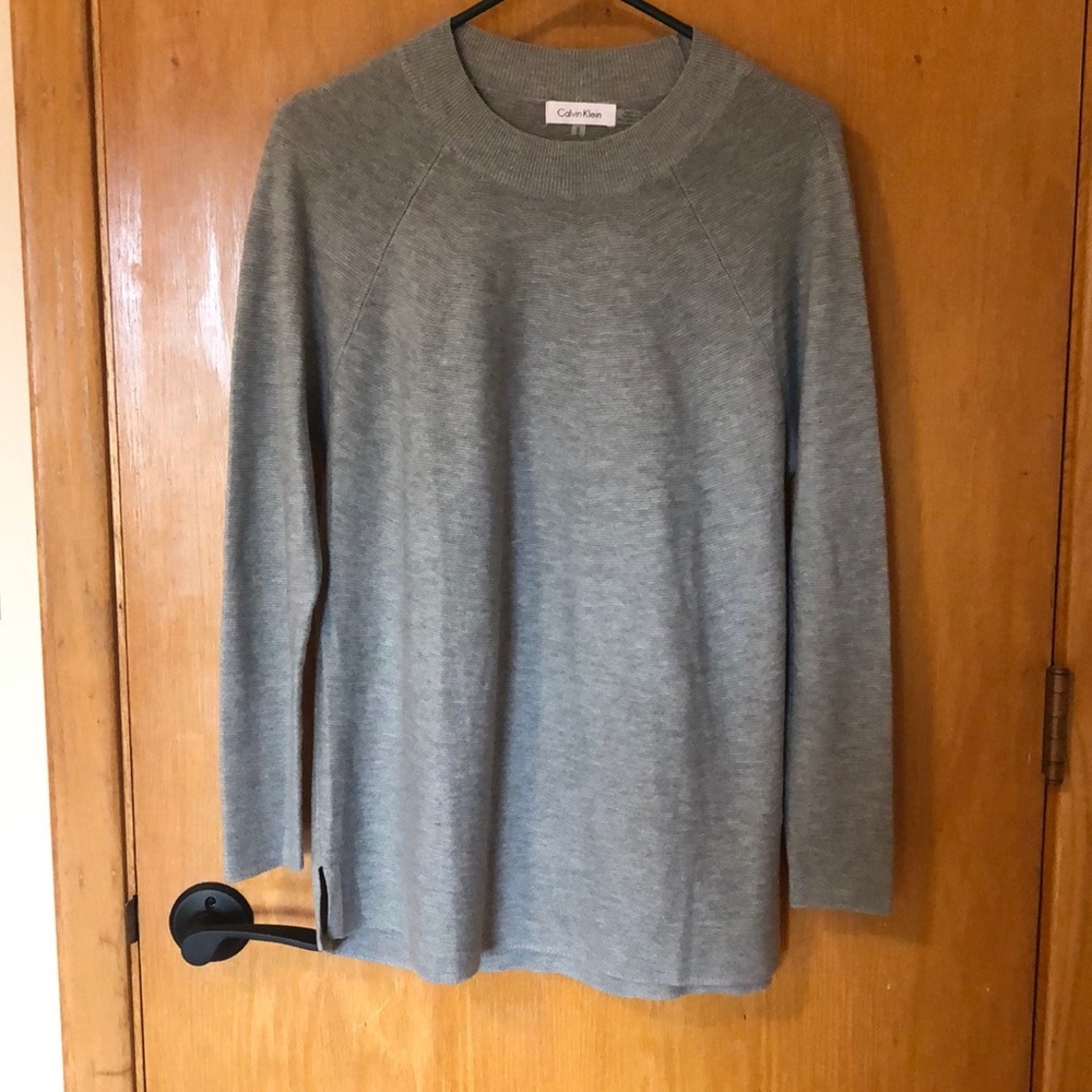 Crew neck sweater